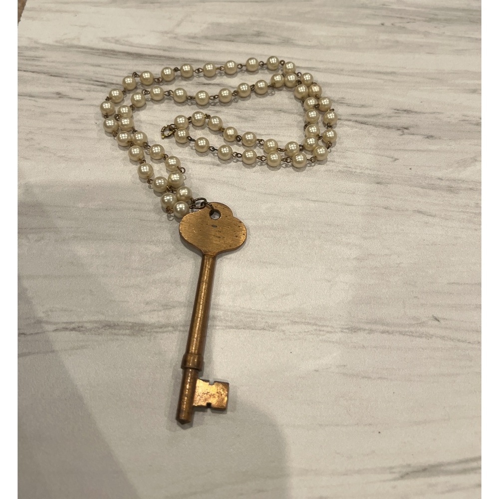 Faux Pearl Copper Tone Key Necklace